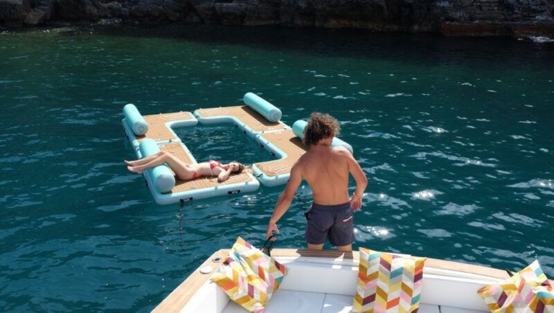 la-spezia-6-hour-boat-trip-with-swim-diving-stops