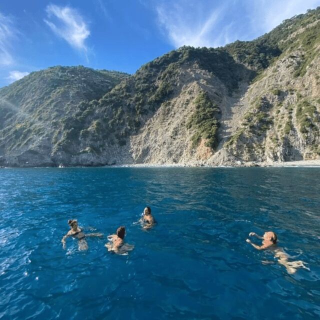 La Spezia, boat tour Portovenere, snorkeling and aperitivo - FAQs