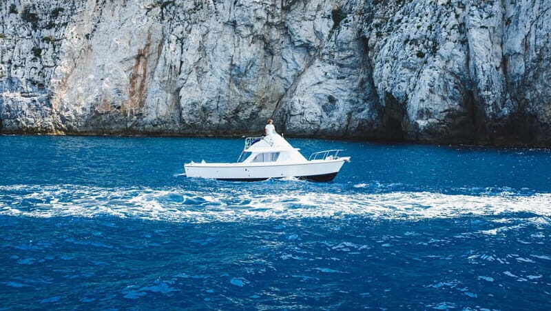 La Spezia: Gulf of Poets Boat Trip with Swim Stops - Setting the Scene: What to Expect on This Ligurian Boat Tour