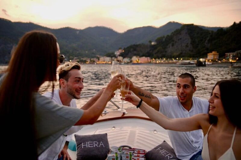 la-spezia-gulf-of-poets-sunset-boat-tour-with-drinks