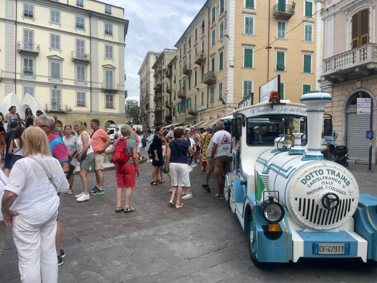 la-spezia-hop-on-hop-off-tour-with-train-and-tour-guide