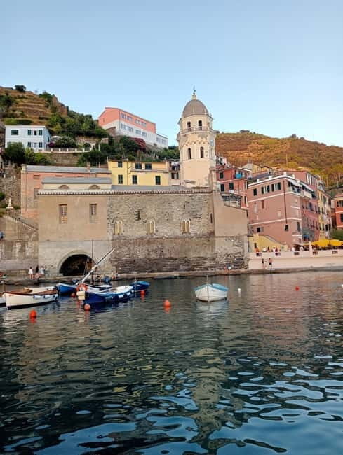 La Spezia : Morning or Sunset Cinque Terre Tour & Aperitif - Vernazza – The Showstopper