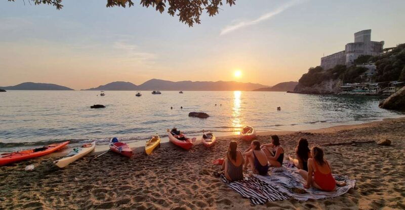 la-spezia-sunset-kayak-caves-tour-w-swimming-aperitif