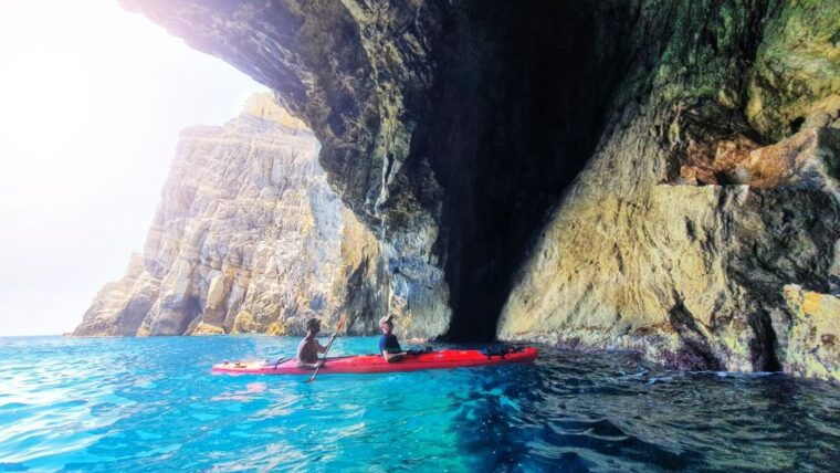 la-spezia-sunset-kayak-caves-tour-w-swimming-aperitif