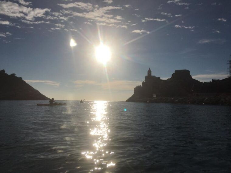 la-spezia-sunset-kayak-caves-tour-w-swimming-aperitif