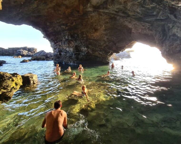la-spezia-sunset-kayak-caves-tour-w-swimming-aperitif
