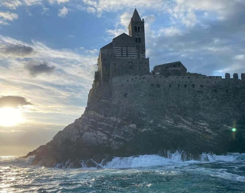 La Spezia: Sunset Tour into the Gulf of Poets - An Overview of the Sunset Experience