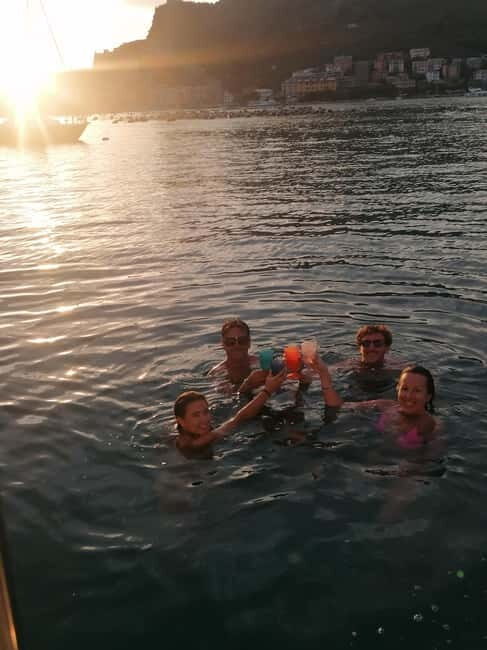 La Spezia:Portovenere & Islands sunset boat trip with dinner - The Sum Up