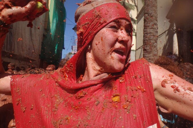 la-tomatina-day-trip-from-barcelona