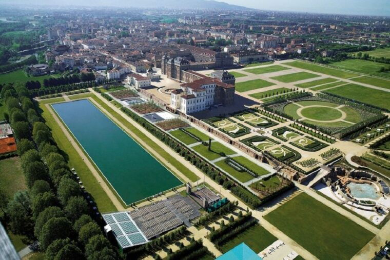 la-venaria-reale-entry-ticket-and-hop-on-hop-off-bus-tour