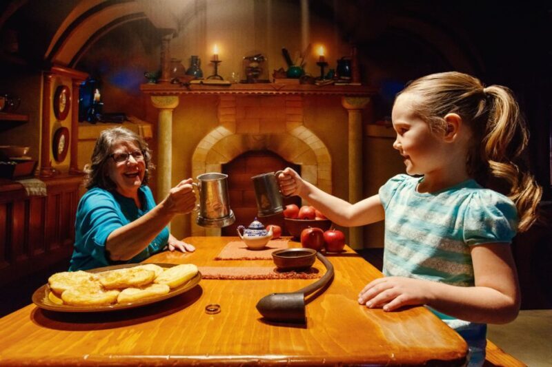 LA: Warner Bros. Studio Tour Hollywood & Bus Tour Package - The Experience — Pros and Cons