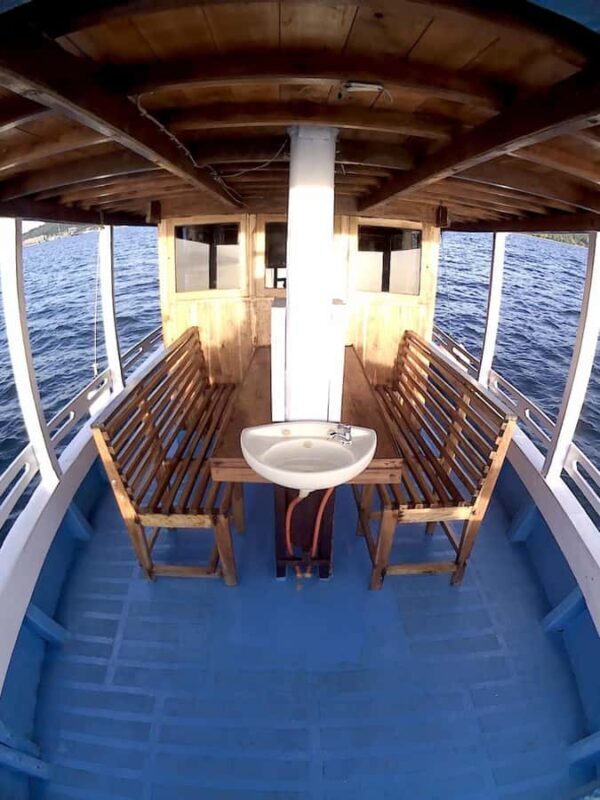 Labuan Bajo: Komodo 2D1N on Qifadjah Overnight Calm Sailing - The Itinerary: What You Can Expect