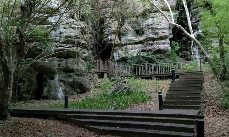 Labuan Bajo: Rangko Cave & Batu Cermin Cave and Sylvia Hill - An In-Depth Look at the Tour Experience