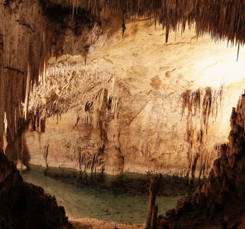 Labuan Bajo:Batu Cermin, Rangko Cave, Sylvia Hill & Waringin - FAQ