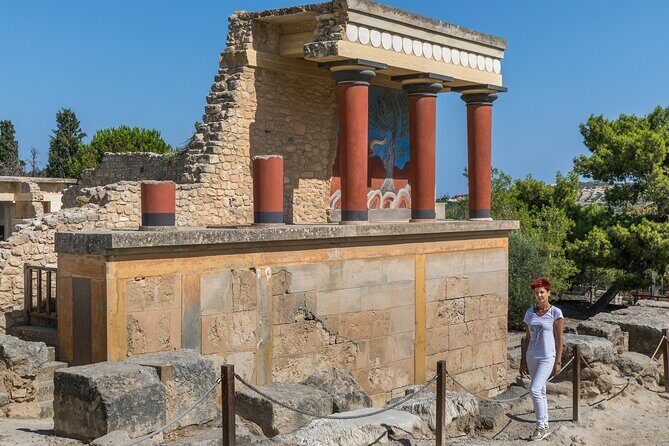 Labyrinth of Knossos Skip-the-Line Ticket with Tour Guide - Practical Tips