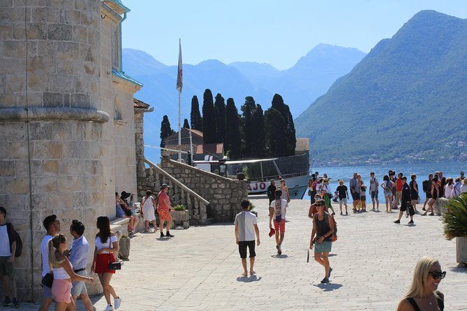 lady-of-the-rocks-island-and-perast-old-town-kotor-tour-2-hours
