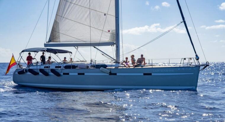 lady-sunshine-luxury-boat-private-tour-2-4-or-8-hours-2