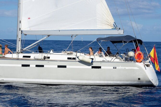 lady-sunshine-luxury-boat-private-tour-2-4-or-8-hours