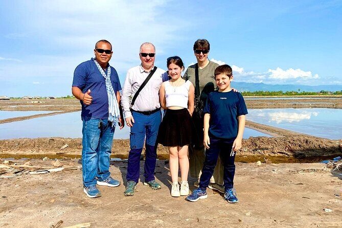 Lady Tuk Tuk Angkor By SONA-English Speaking Driver - Key Points