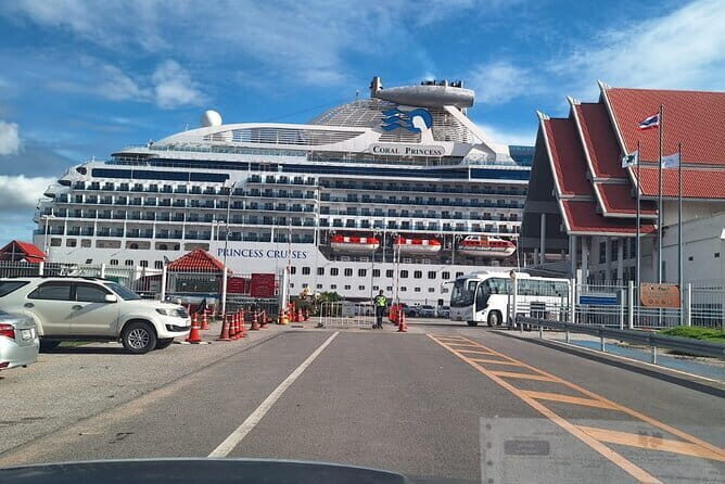 Laem Chabang to Bangkok Landmarks with Entrance Tickets & Lunch - Explore Bangkoks Most Iconic Landmarks on a Private Shore Excursion