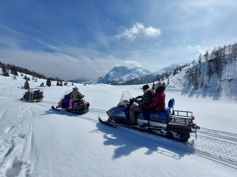 laggio-di-cadore-snowmobile-tour-in-the-dolomites