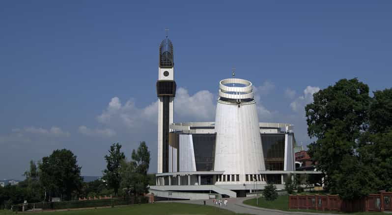 lagiewniki-sanctuary-of-divine-mercy-and-john-paul-ii