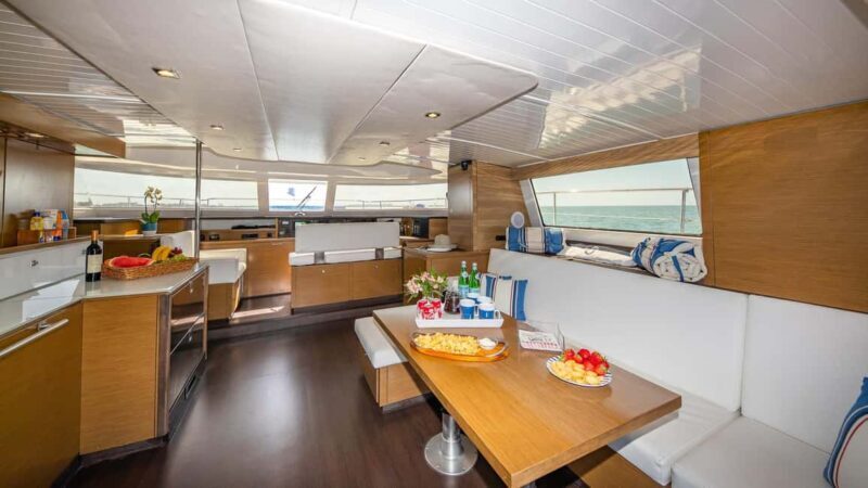 Lagos: Algarve Coast Catamaran Cruise Sightseeing - An In-Depth Look at the Algarve Coast Catamaran Experience