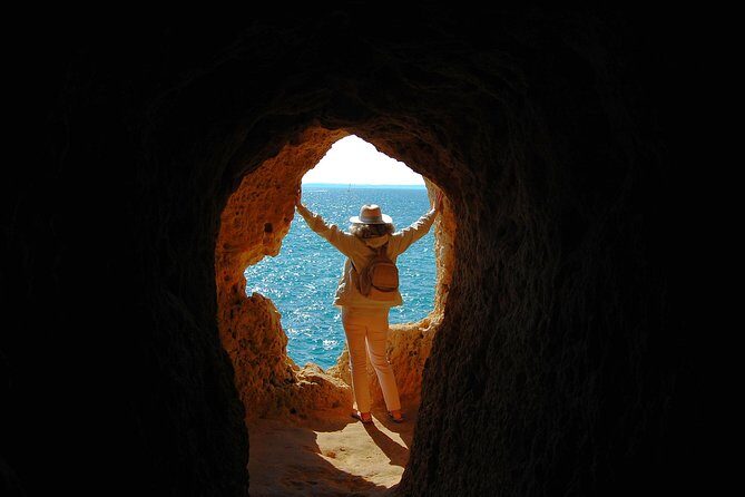 Lagos and Carvoeiro Premium - Shared small group > VTours Algarve - A Deep Dive into the Algarve Experience