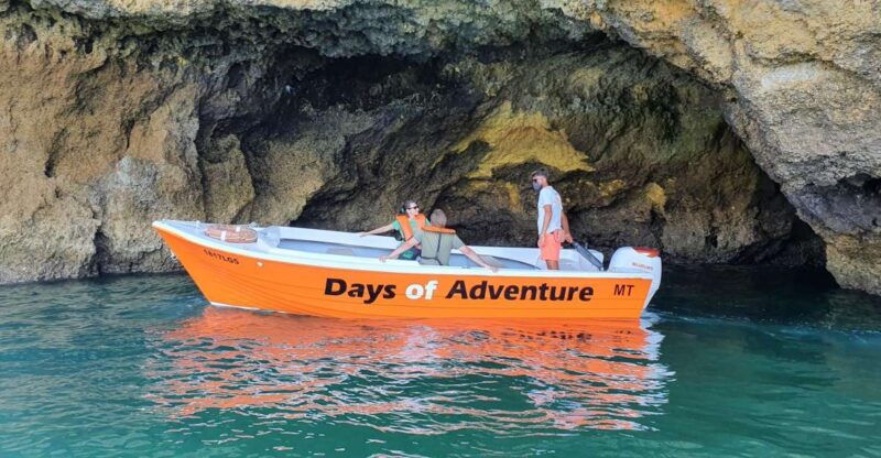 lagos-boat-cruise-to-ponta-da-piedade-2