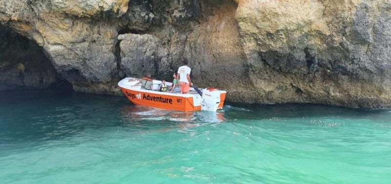 lagos-boat-cruise-to-ponta-da-piedade-2