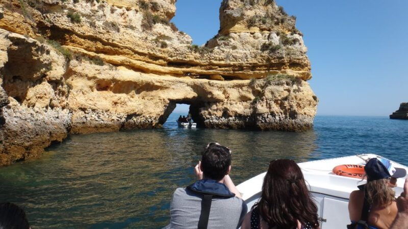 lagos-boat-cruise-to-ponta-da-piedade