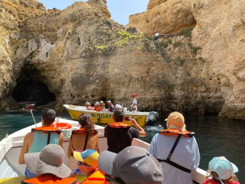 lagos-boat-cruise-to-ponta-da-piedade