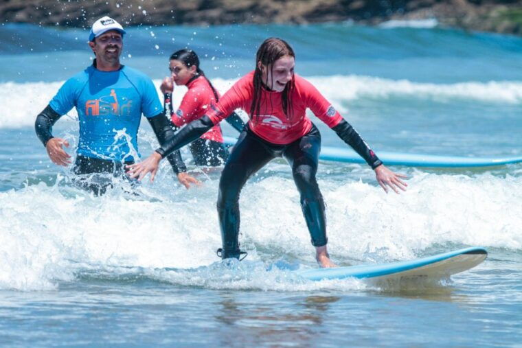 lagos-group-surf-lessons-for-all-levels