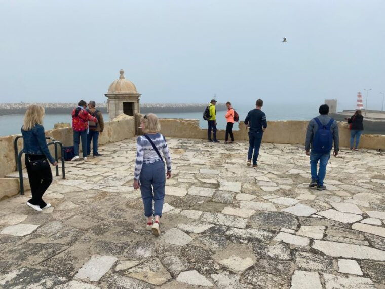 lagos-guided-walking-tour-with-brodie-from-australia