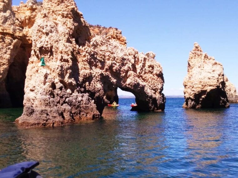lagos-privat-trip-up-to-11-pax-to-grottos-ponta-da-piedade