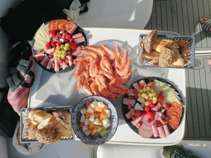 Lagos: Private Luxury Cruise with Tapas and Drinks - The Experience in Detail