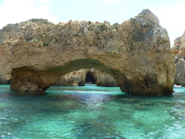 lagos-sailboat-trip-to-ponta-da-piedade