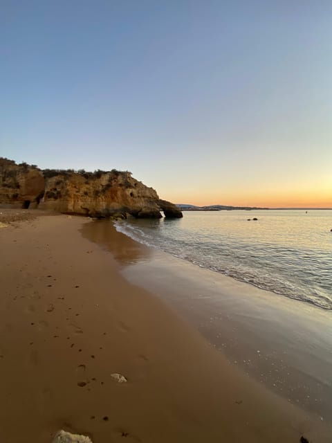 lagos-stand-up-paddleboard-rental-at-sunrise