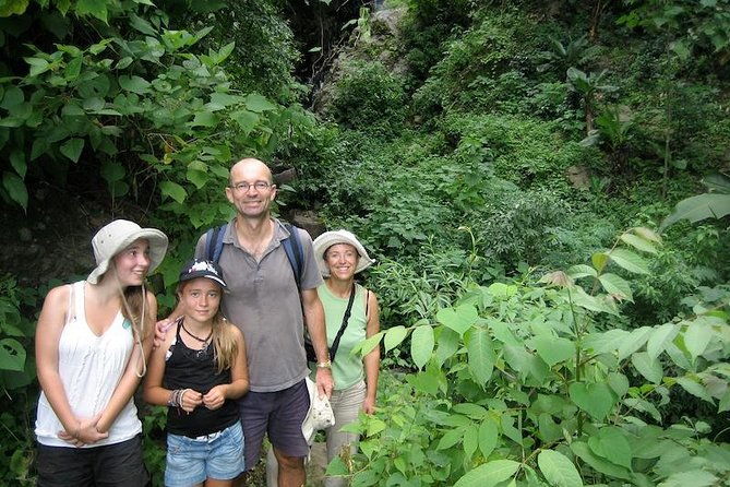 lake-atitlan-lower-mayan-trail-hiking-tour-from-panajachel