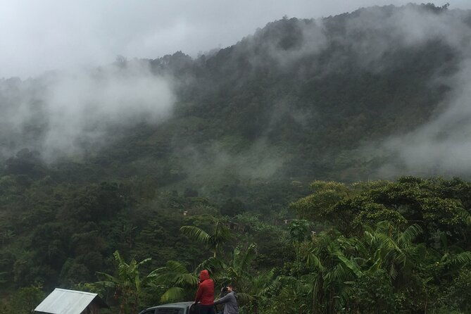 lake-atitlan-lower-mayan-trail-hiking-tour-from-panajachel