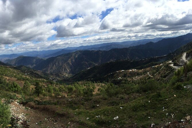 lake-atitlan-lower-mayan-trail-hiking-tour-from-panajachel