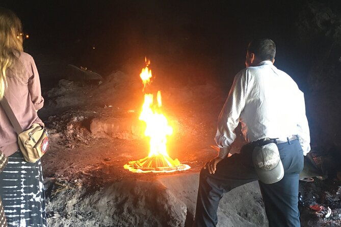 lake-atitlan-mayan-ceremony-at-the-sacred-caves