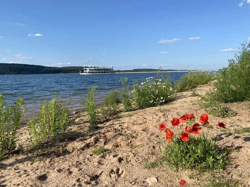 Lake Brombach: Mini cruise with breakfast on the sun deck - A Scenic and Relaxing Bavarian Morning