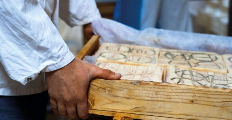 lake-como-cheese-factory-tour-and-tasting-in-valsassina