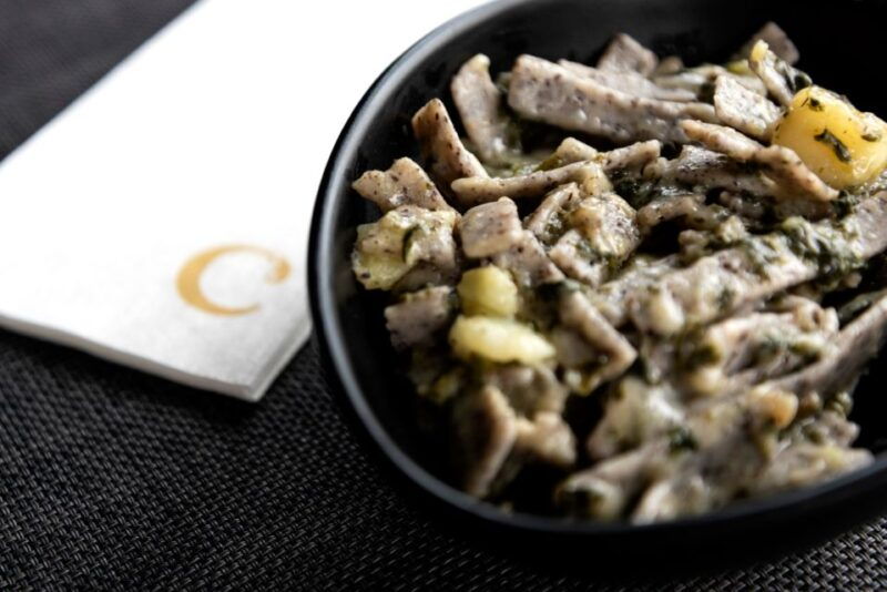 lake-como-cheese-factory-tour-and-tasting-in-valsassina