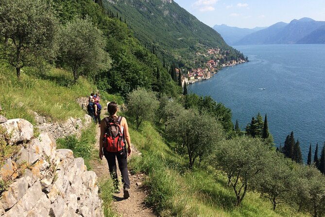 lake-como-hike-varenna-bellano-aperitif-in-bellagio
