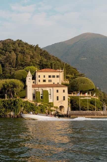 Lake Como: Private Wooden Speedboat Tour (11 people) - The Sum Up