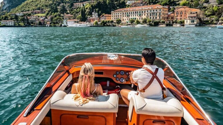 lake-como-private-wooden-speedboat-tour-11-people