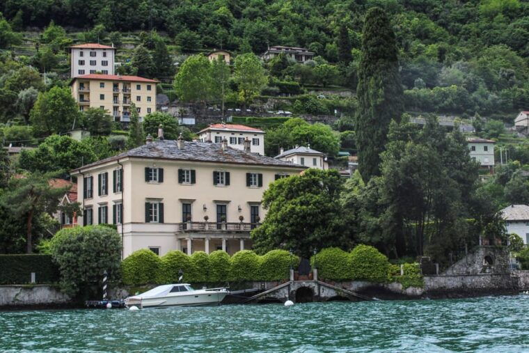 lake-como-shared-boat-tour