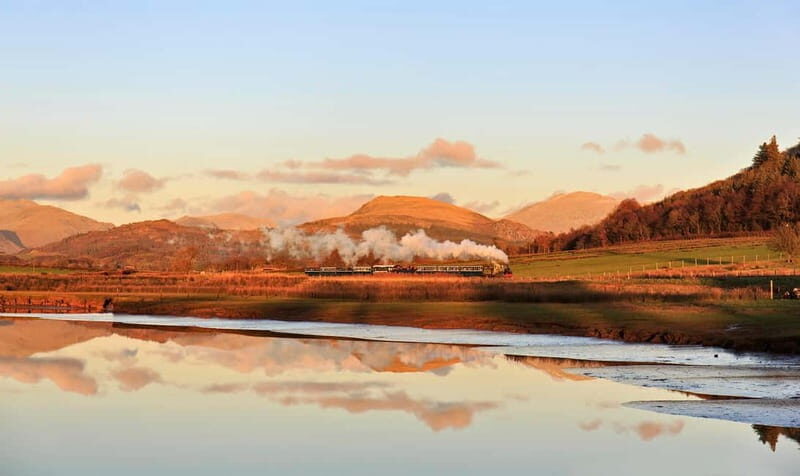 Lake District: First Class Steam Railway Trip and Breakfast - An Authentic Lake District Experience in a Nutshell